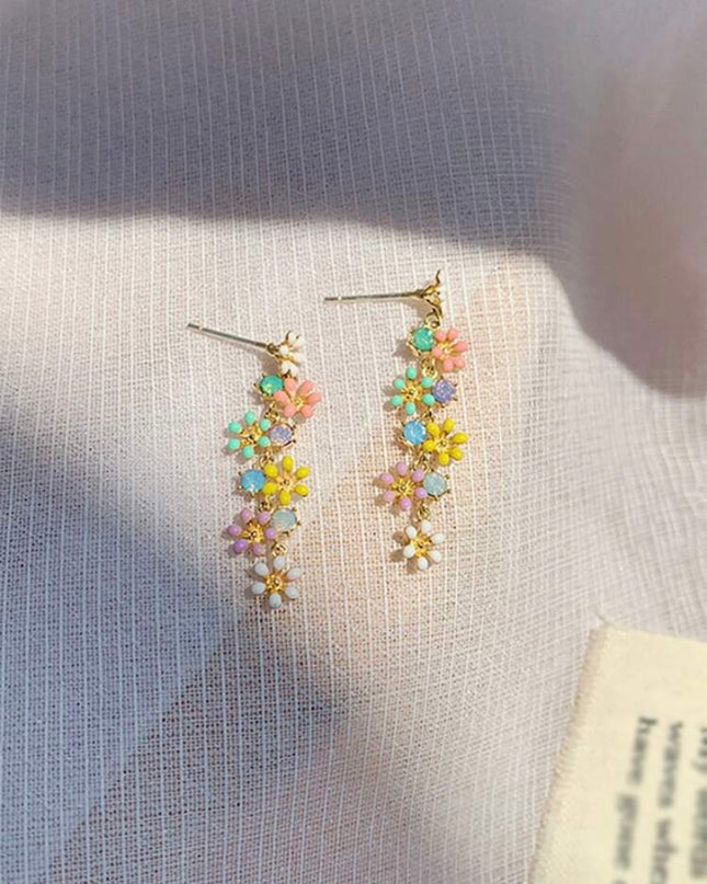 Aretes Largos Flores Pequeñas de Colores