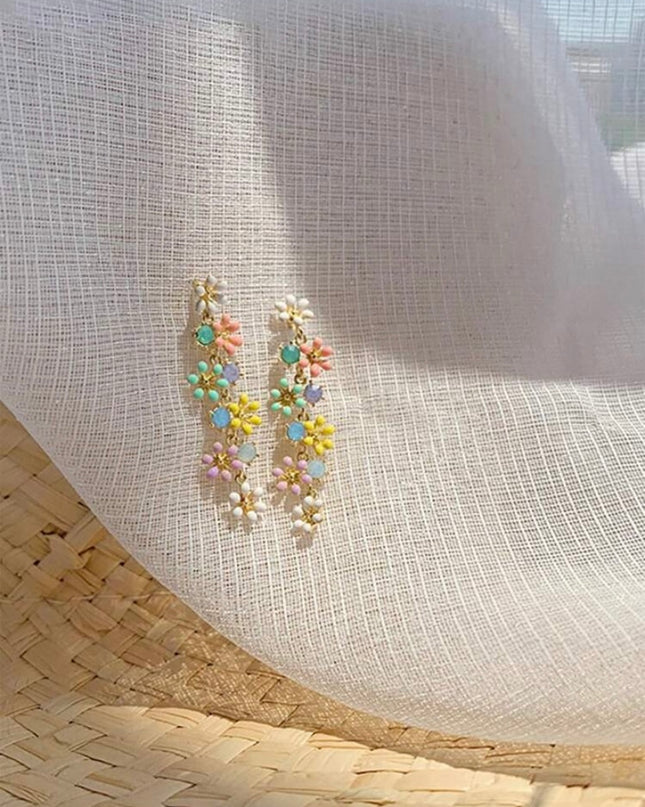 Aretes Largos Flores Pequeñas de Colores