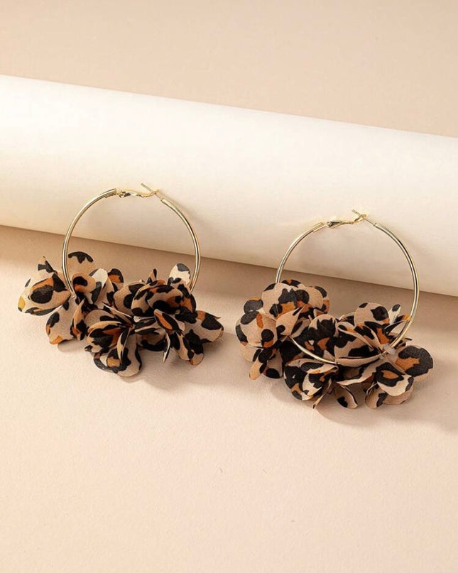 Aretes de Aro Flor de Tela Estampado