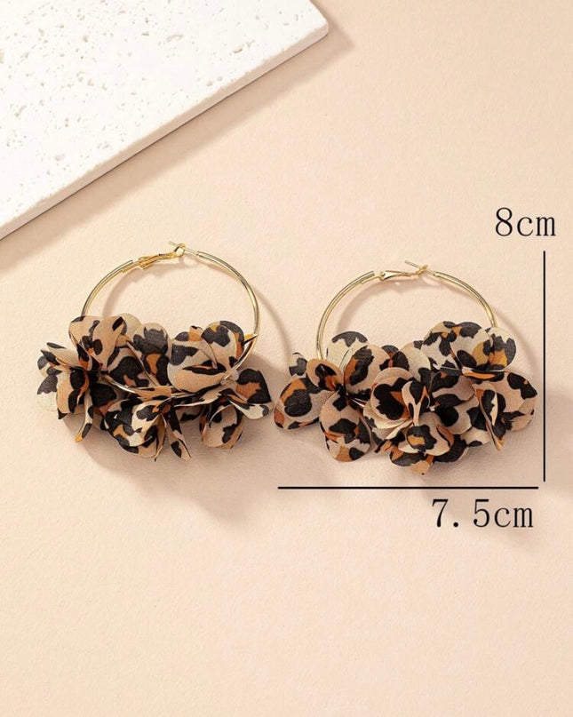 Aretes de Aro Flor de Tela Estampado