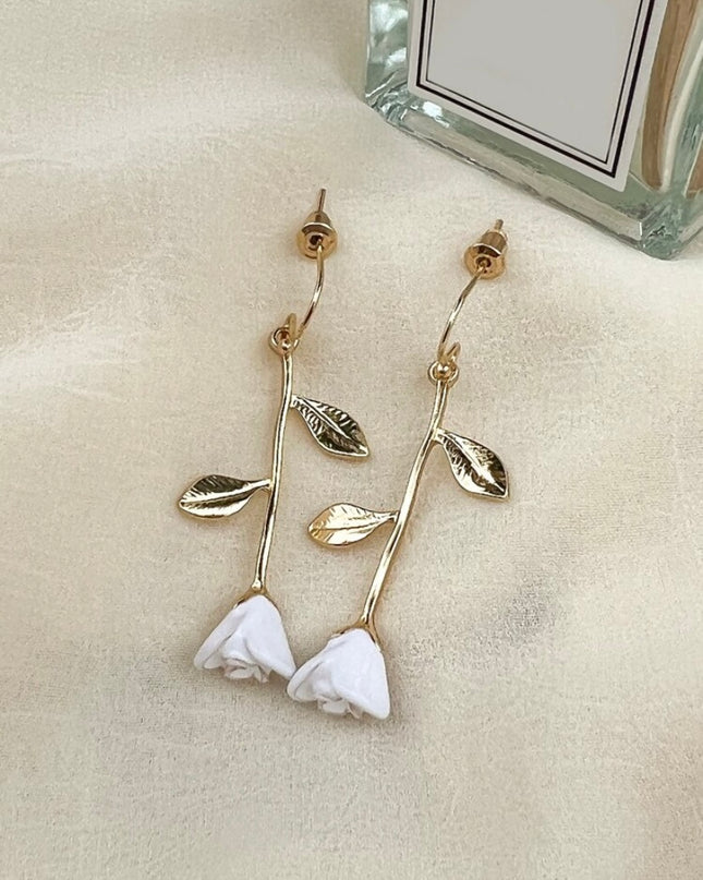 Aretes Rosa Blanca Colgante