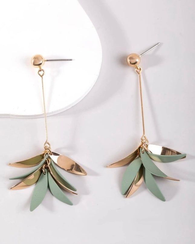Aretes Largos Hojas Doradas y Verdes Colgantes