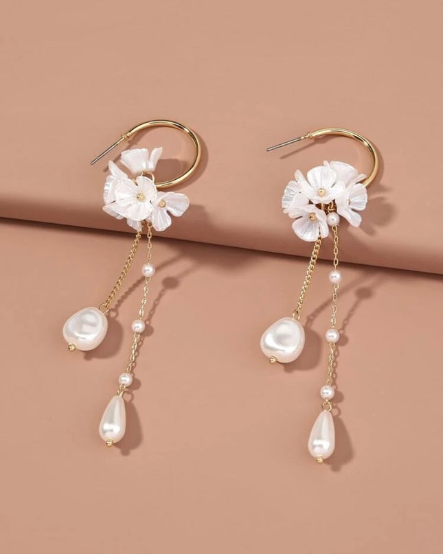Aretes Colgantes de Flores con Perlas