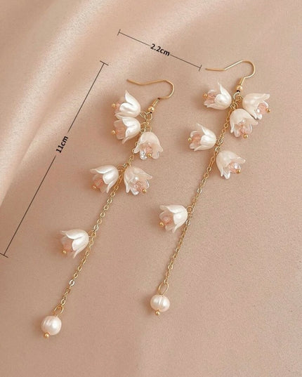Aretes Colgantes Tulipanes y Cuencas Blancas