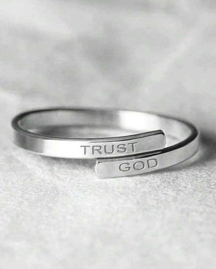 Anillo Ajustable “Confío En Dios”