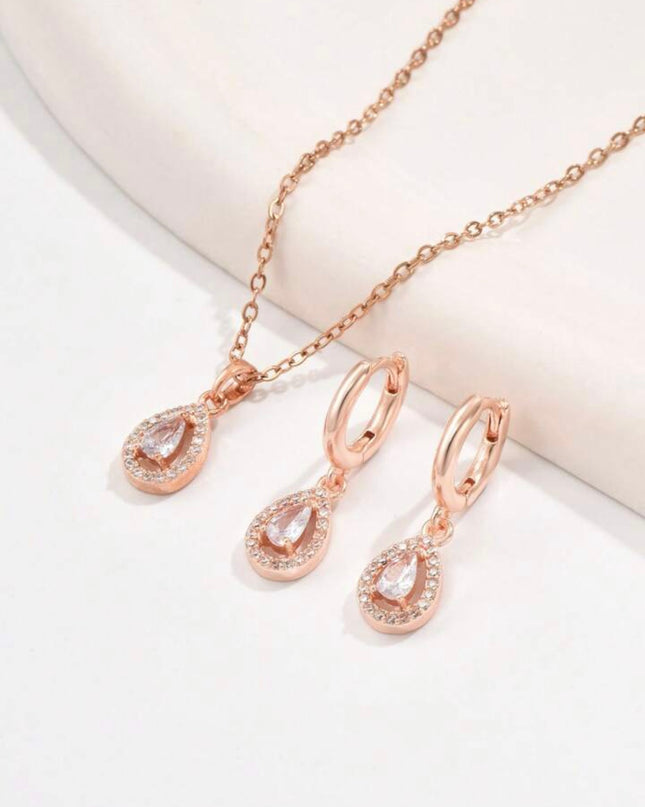 Juego de Pendientes y Collar de Zirconia Cúbica forma de gota