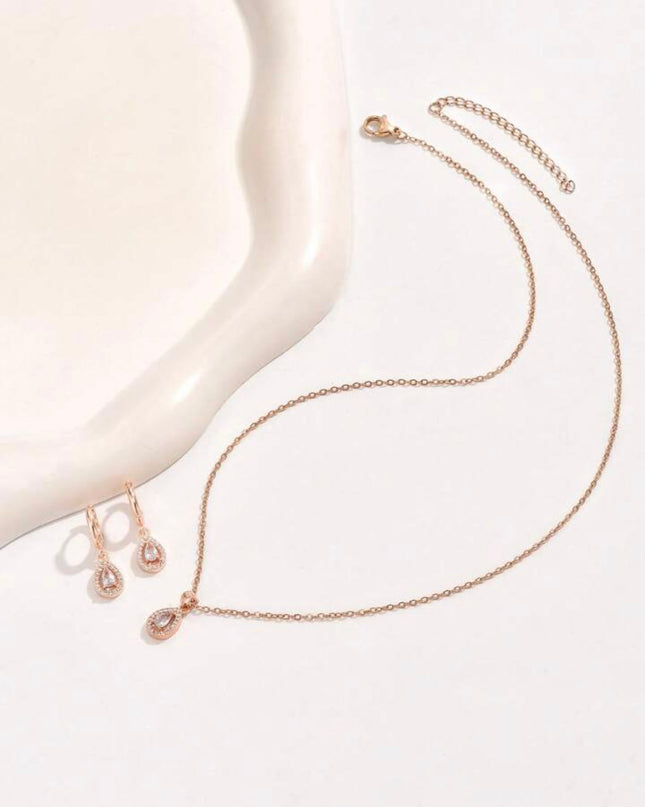 Juego de Pendientes y Collar de Zirconia Cúbica forma de gota