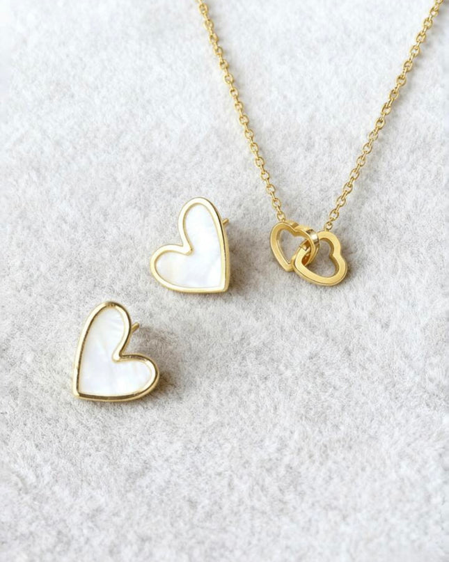 Conjunto de Joyas Aretes y Collar con forma de Corazón