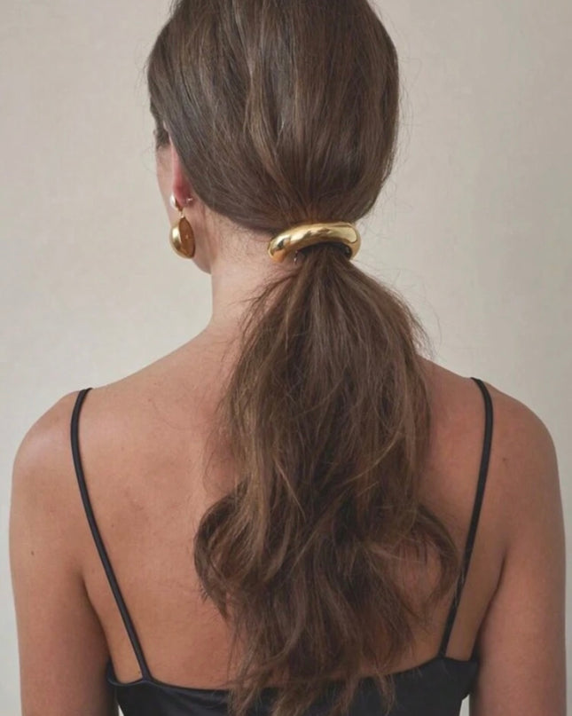 1 Cola Elegante Dorado