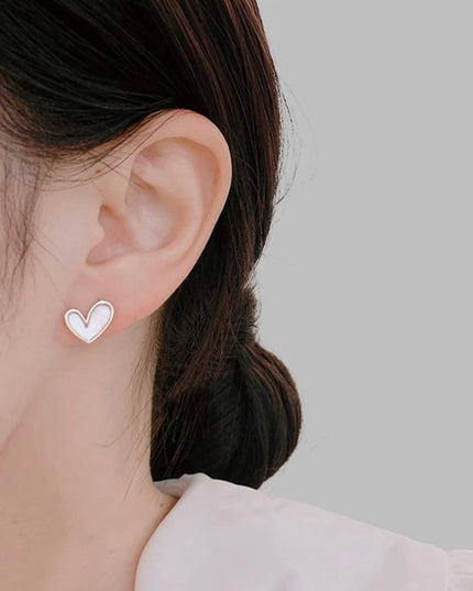 Pendiente Corazón Pequeño Blanco